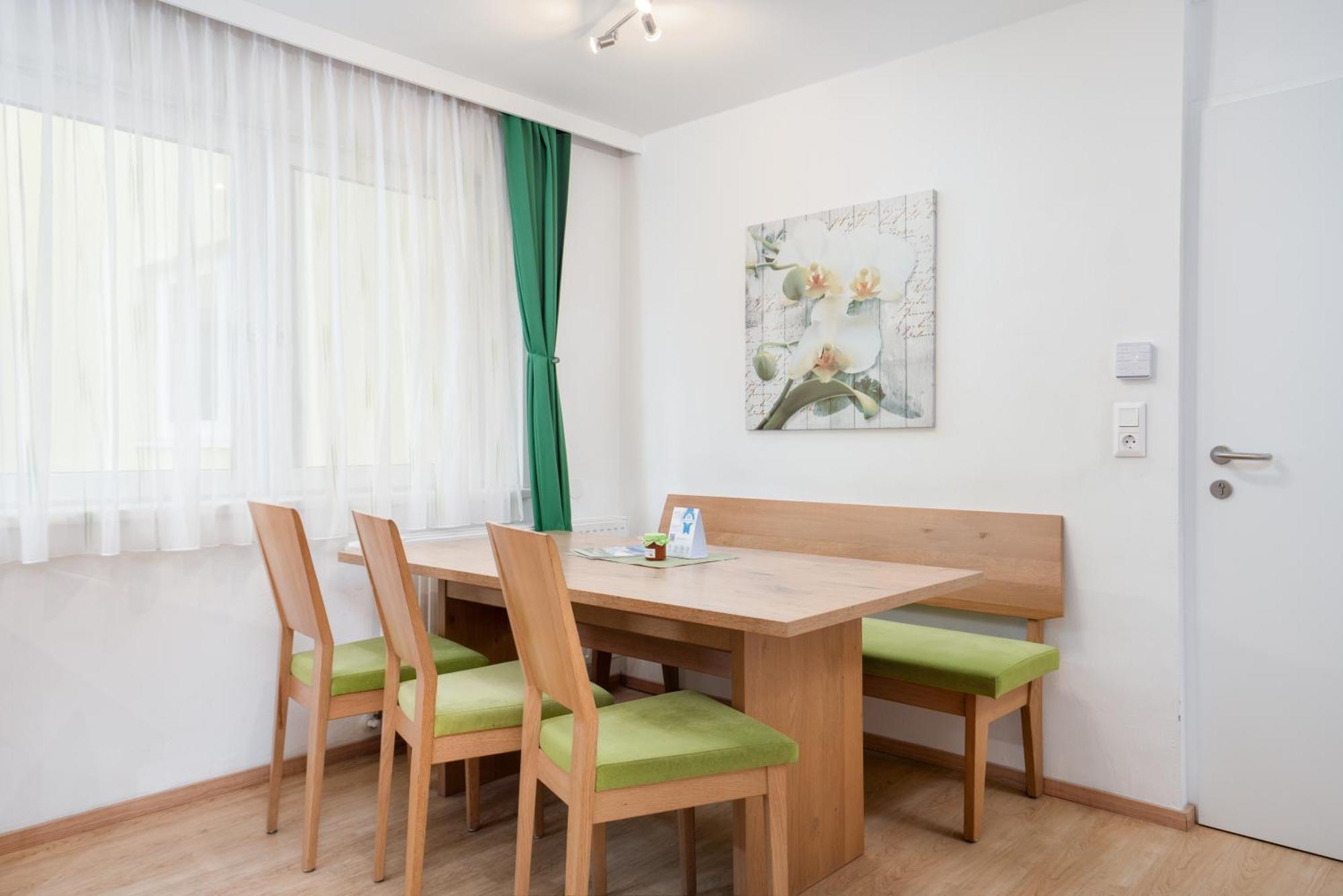 Frauenschuh Apartment *